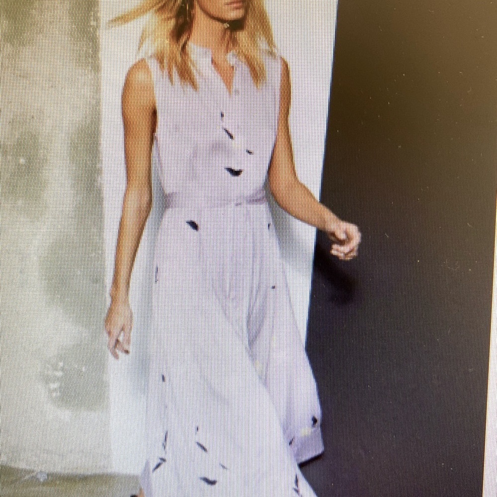 Equipment Clevete Dress size 0 brand new never worn